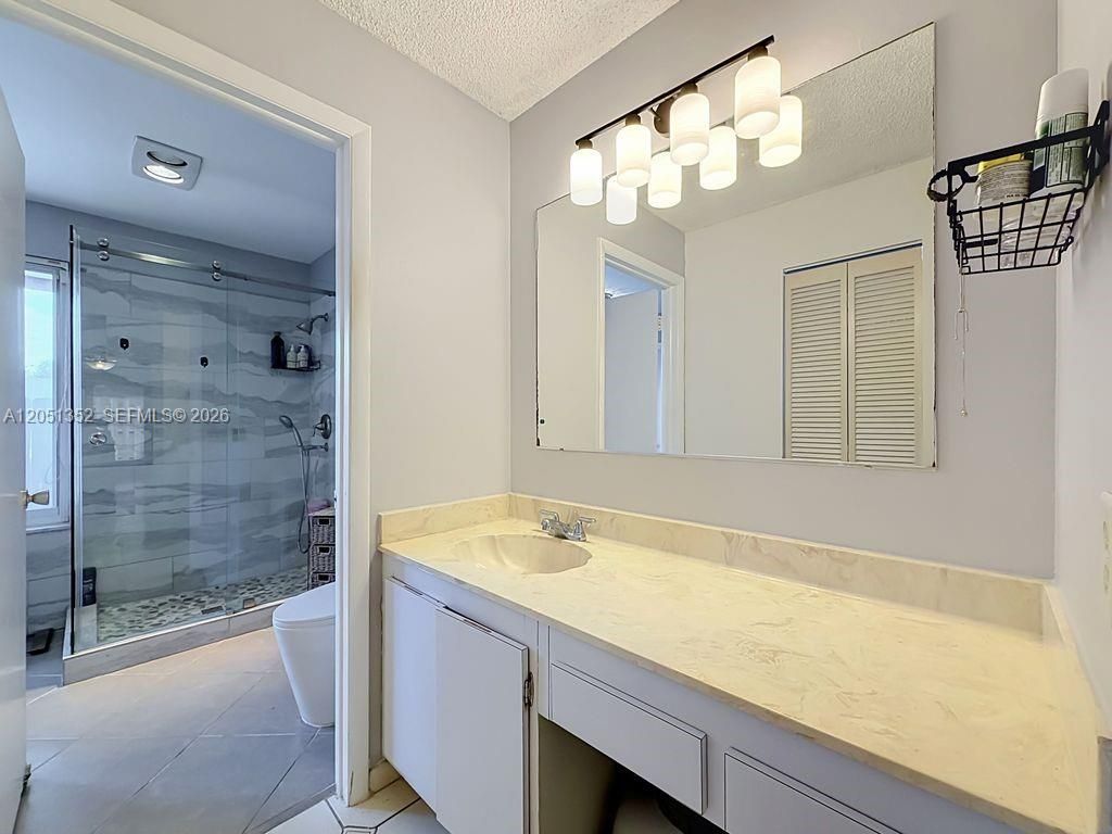 4201 NW 73rd Ave, Lauderhill, FL 33319 Photo