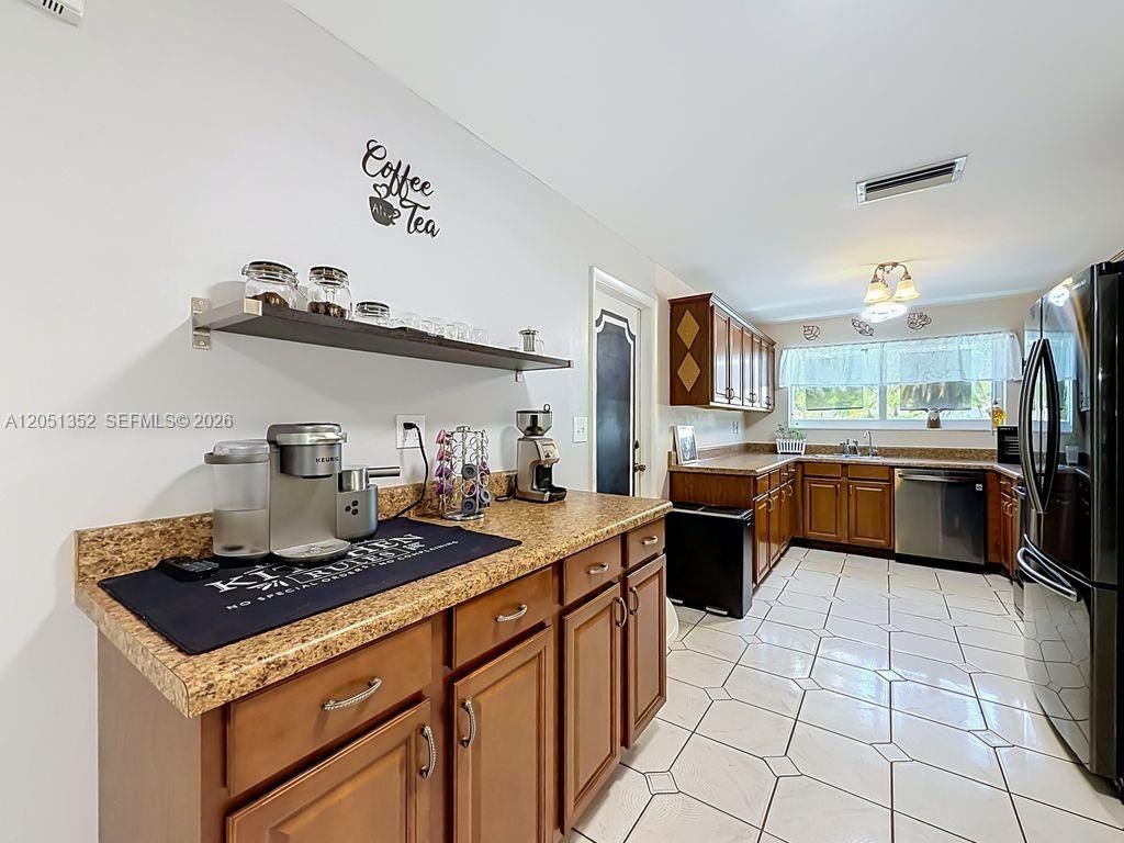4201 NW 73rd Ave, Lauderhill, FL 33319 Photo