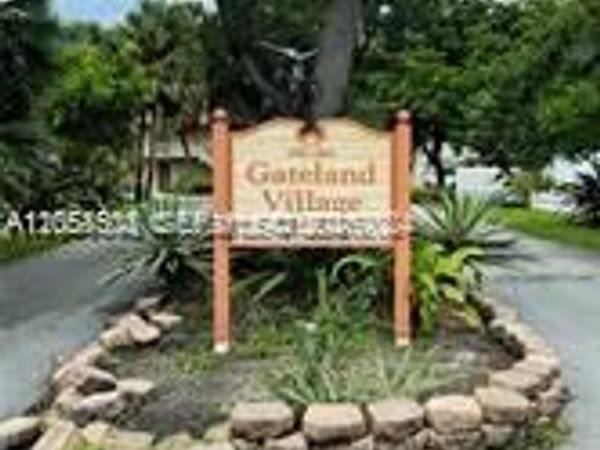 3777 NW 78th Ave , Unit 8E, Davie, FL 33024