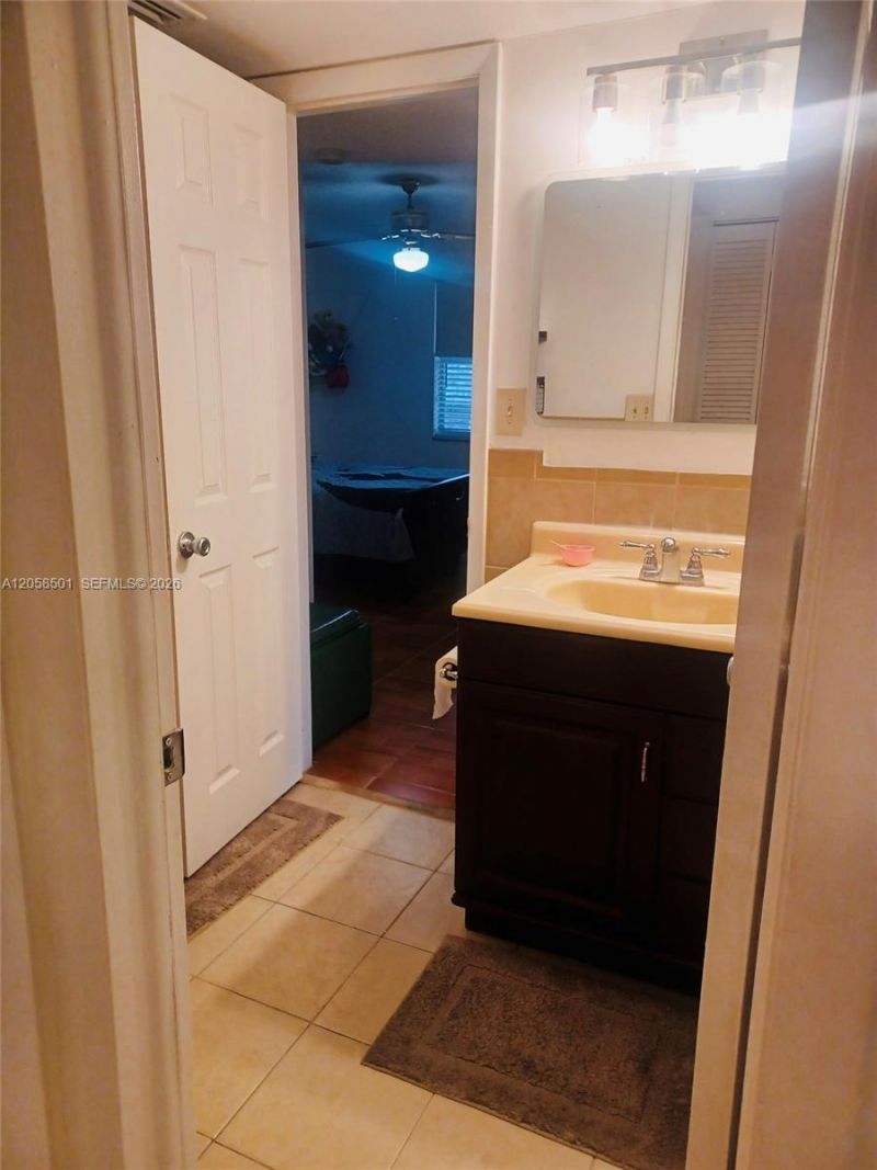 3777 NW 78th Ave, Unit 8E, Davie, FL 33024 Photo