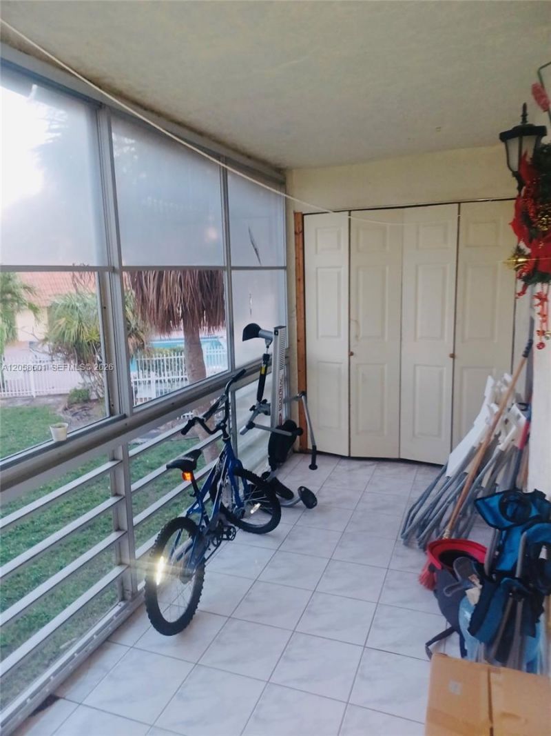 3777 NW 78th Ave, Unit 8E, Davie, FL 33024 Photo
