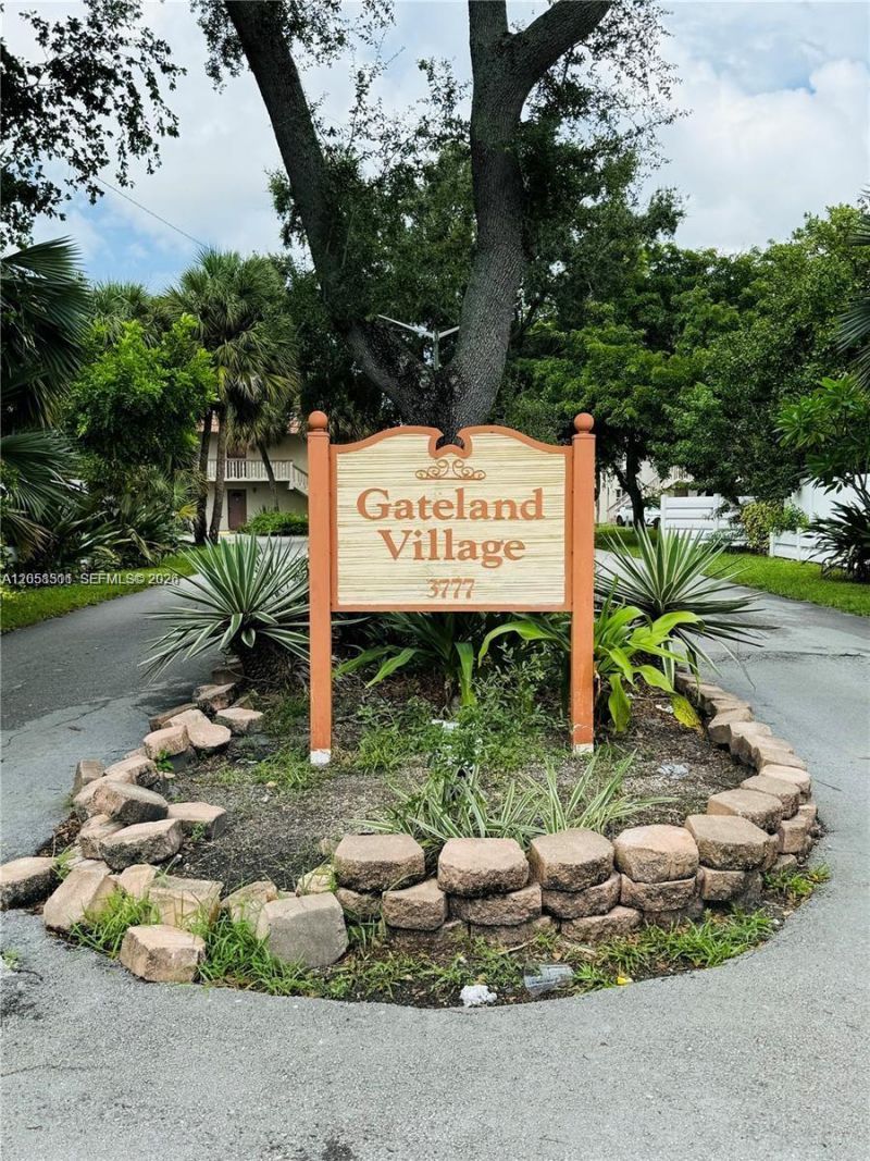 3777 NW 78th Ave, Unit 8E, Davie, FL 33024 Photo
