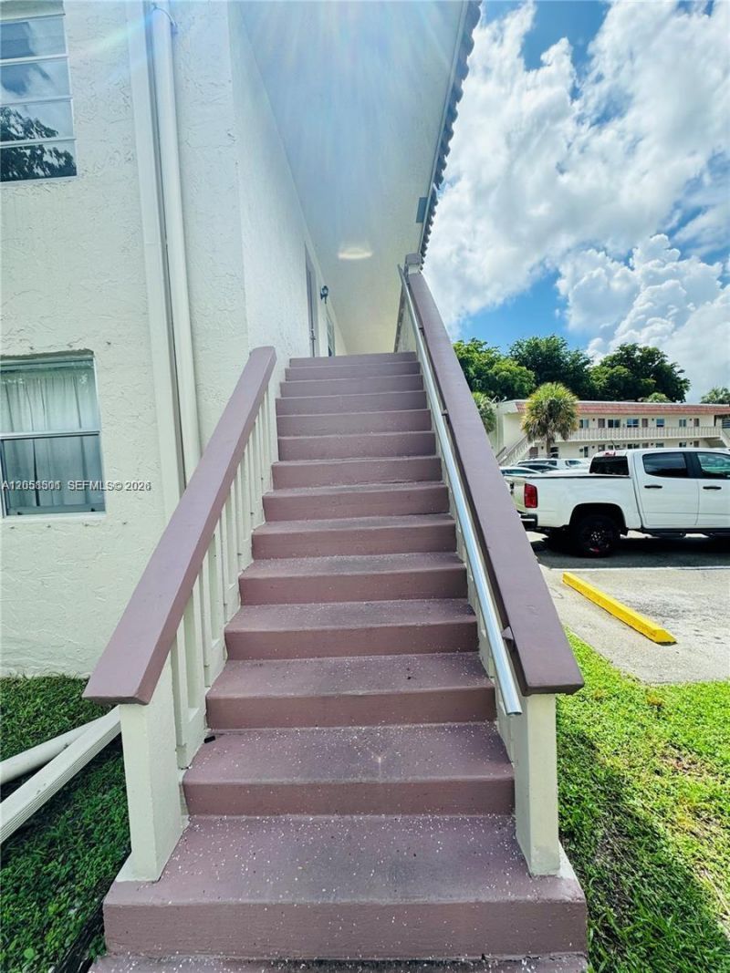 3777 NW 78th Ave, Unit 8E, Davie, FL 33024 Photo