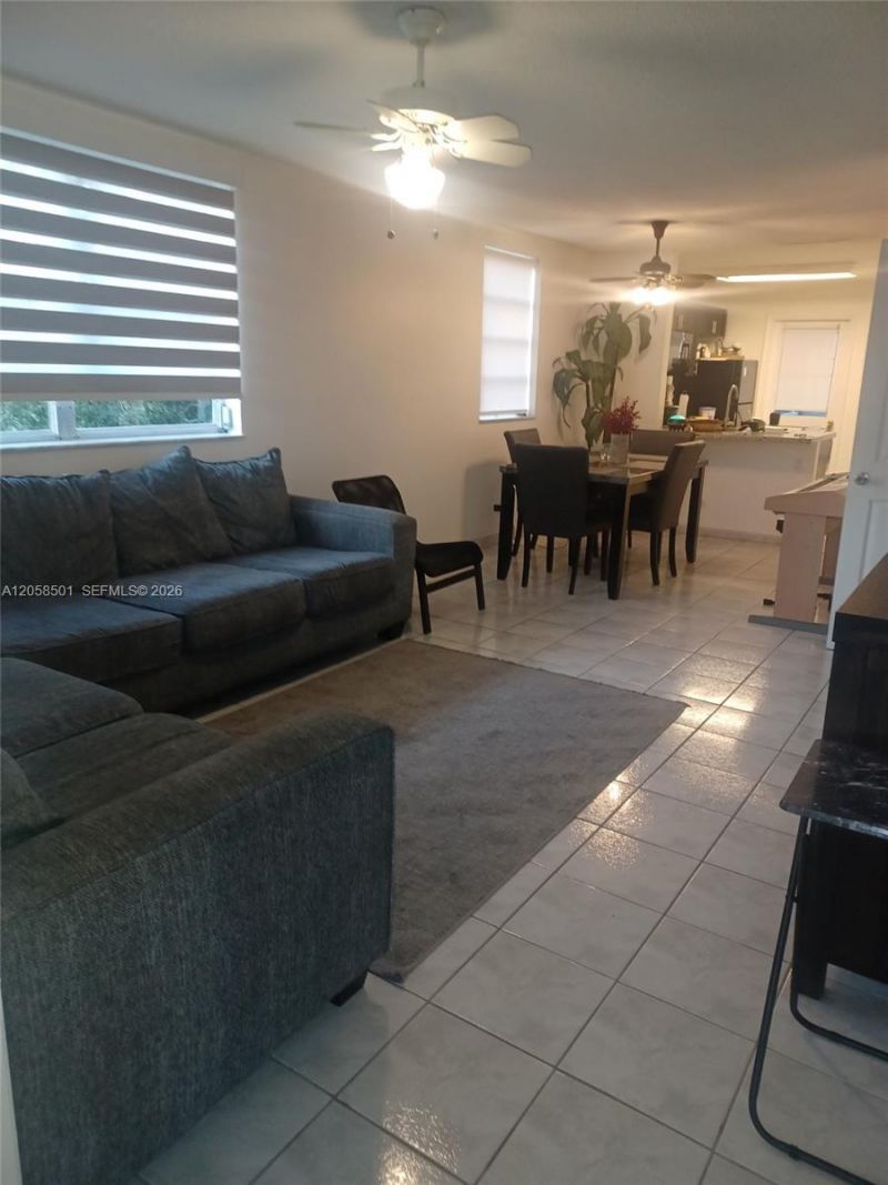 3777 NW 78th Ave, Unit 8E, Davie, FL 33024 Photo