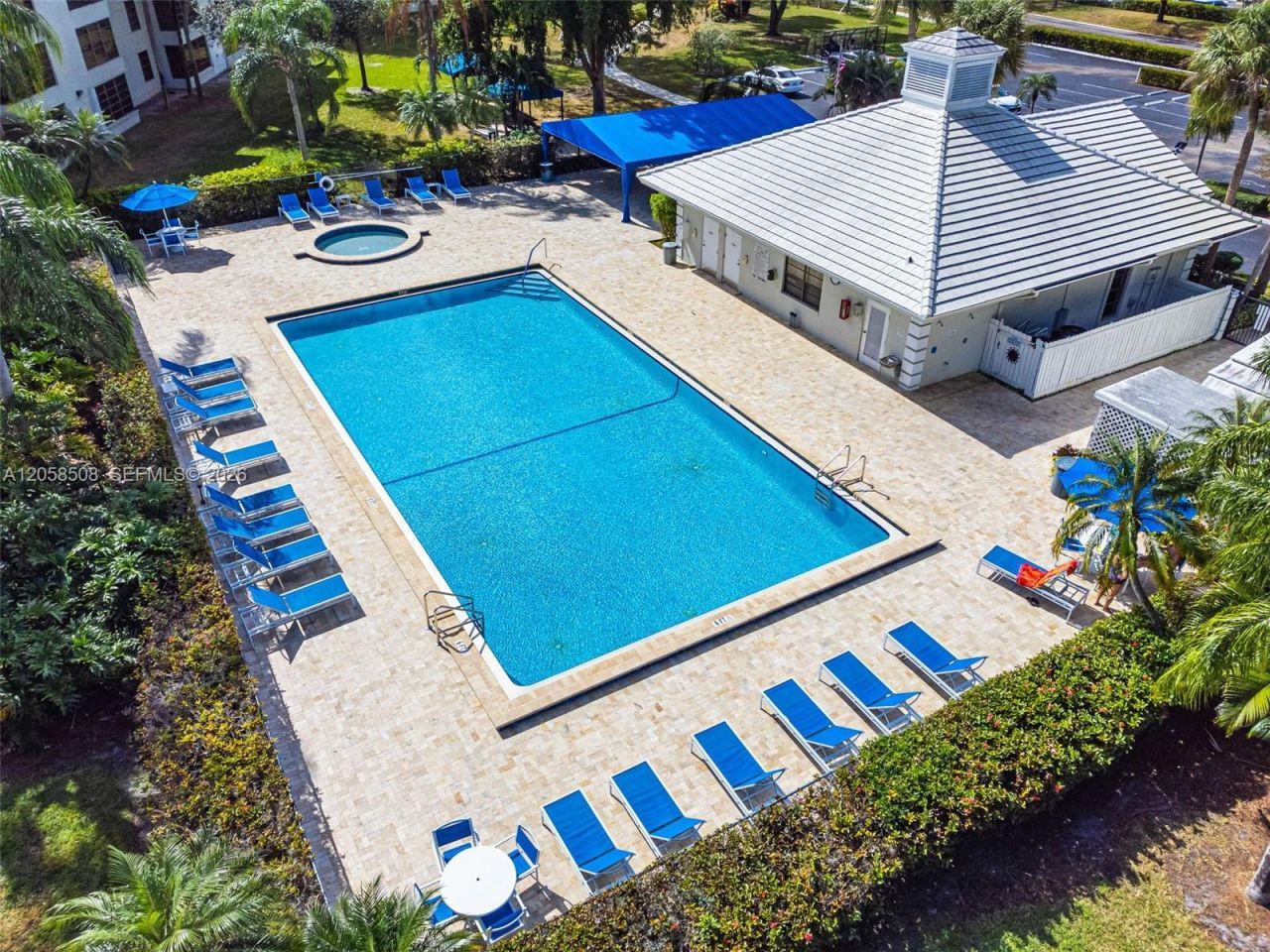 1719 Whitehall Dr , Unit 304, Davie, FL 33324 Photo