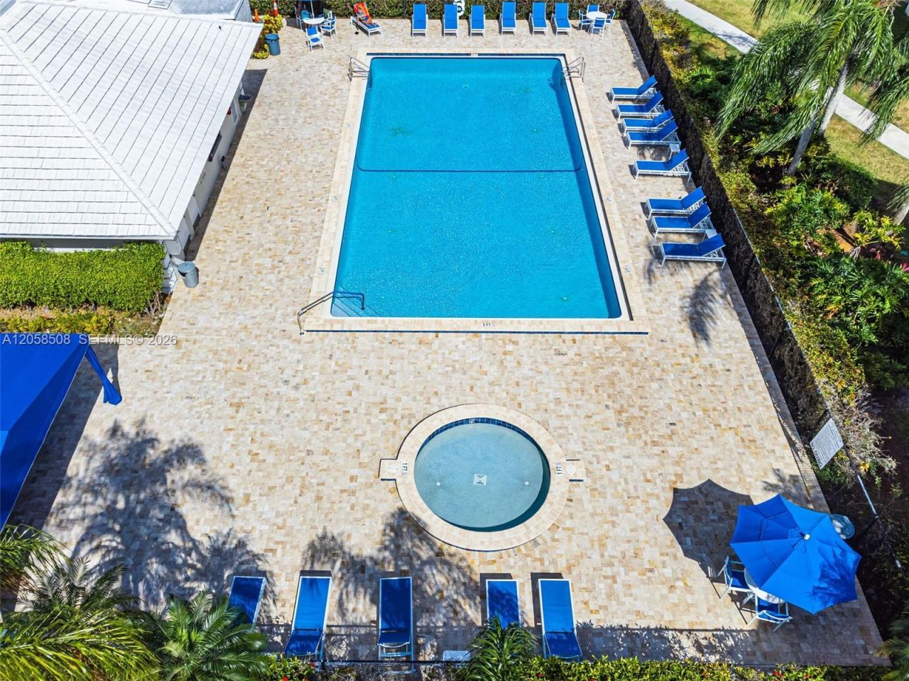 1719 Whitehall Dr , Unit 304, Davie, FL 33324 Photo