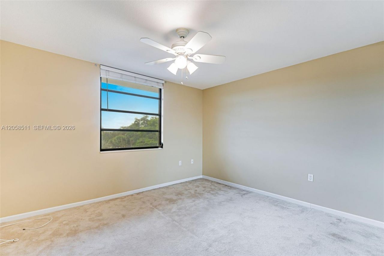 1705 Whitehall Dr , Unit 401, Davie, FL 33324 Photo
