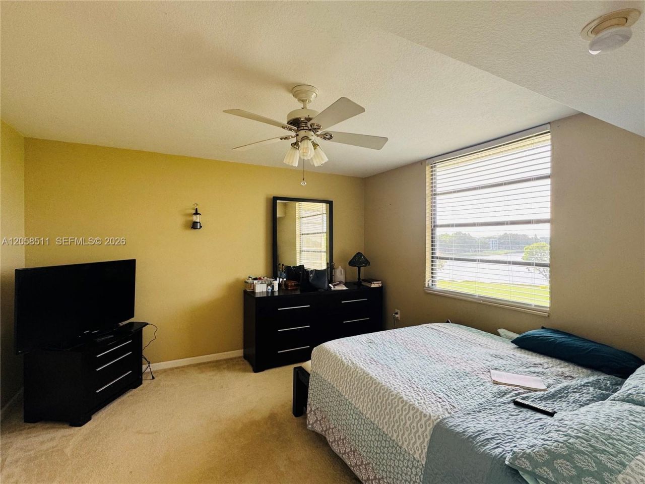 1705 Whitehall Dr , Unit 401, Davie, FL 33324 Photo