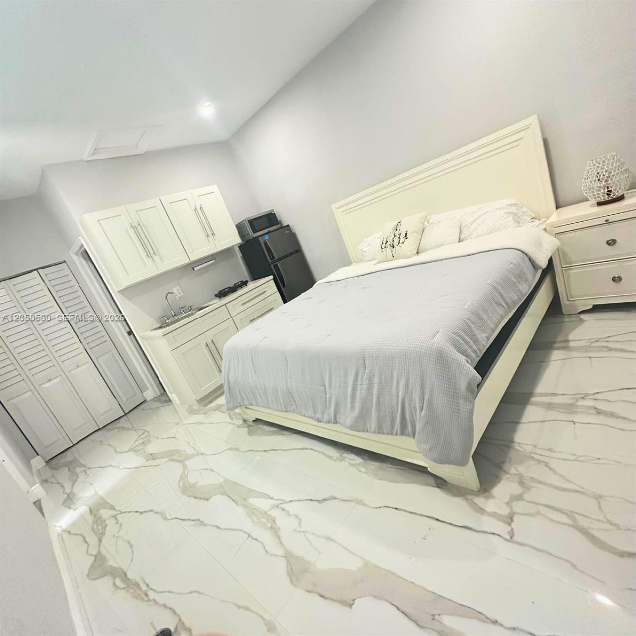 40 Sutton Rd , Unit 1, West Park, FL 33023 Photo