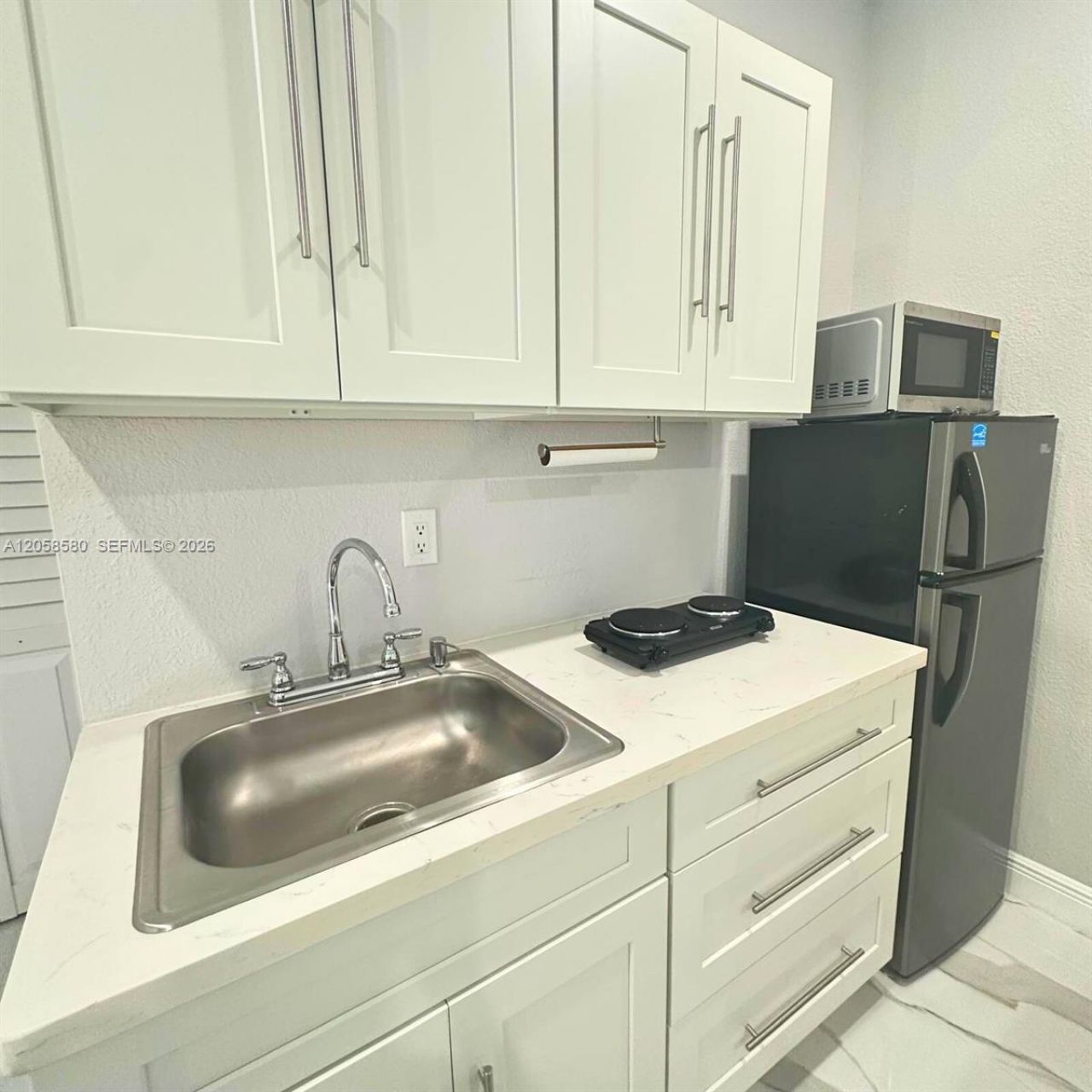 40 Sutton Rd , Unit 1, West Park, FL 33023 Photo
