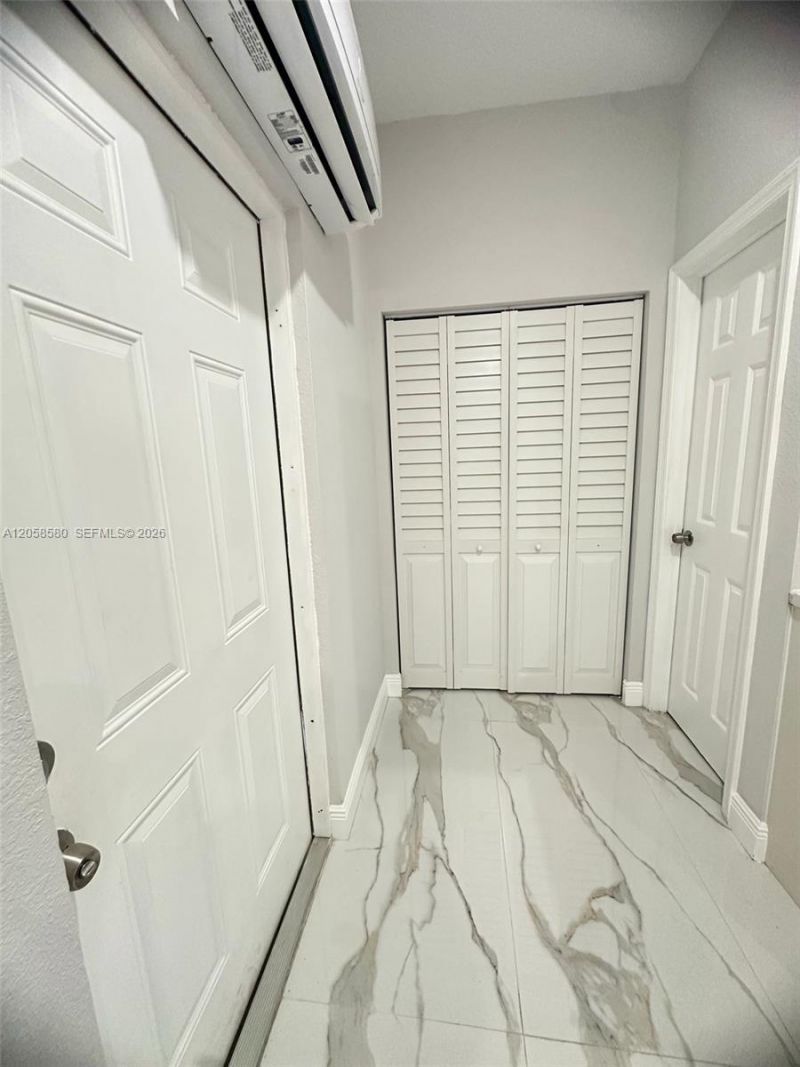 40 Sutton Rd , Unit 1, West Park, FL 33023 Photo
