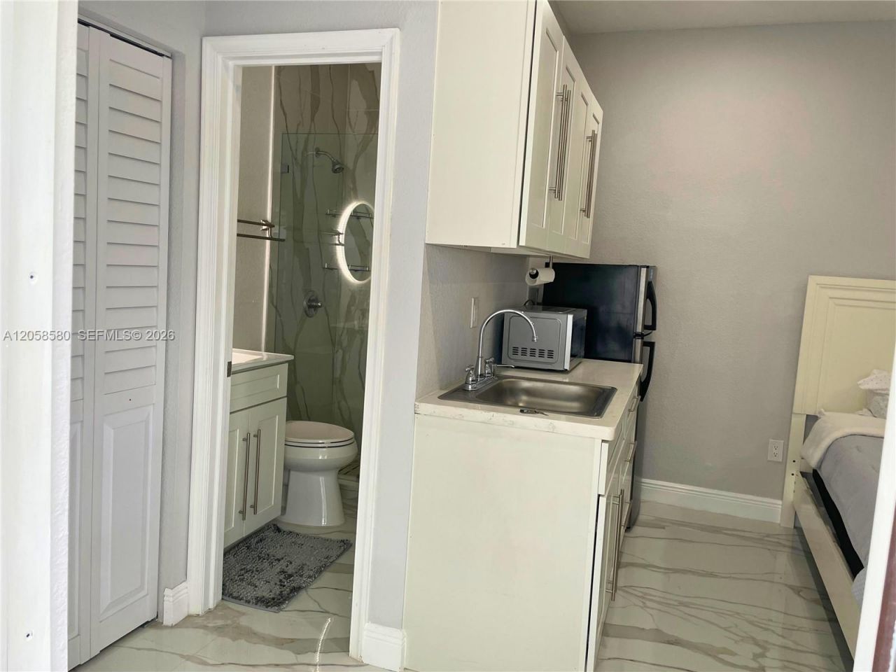 40 Sutton Rd , Unit 1, West Park, FL 33023 Photo