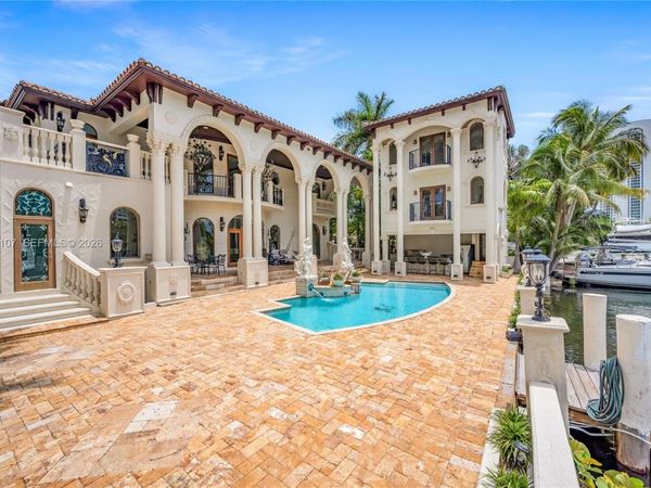 270 Atlantic Ave , Sunny Isles Beach, FL 33160