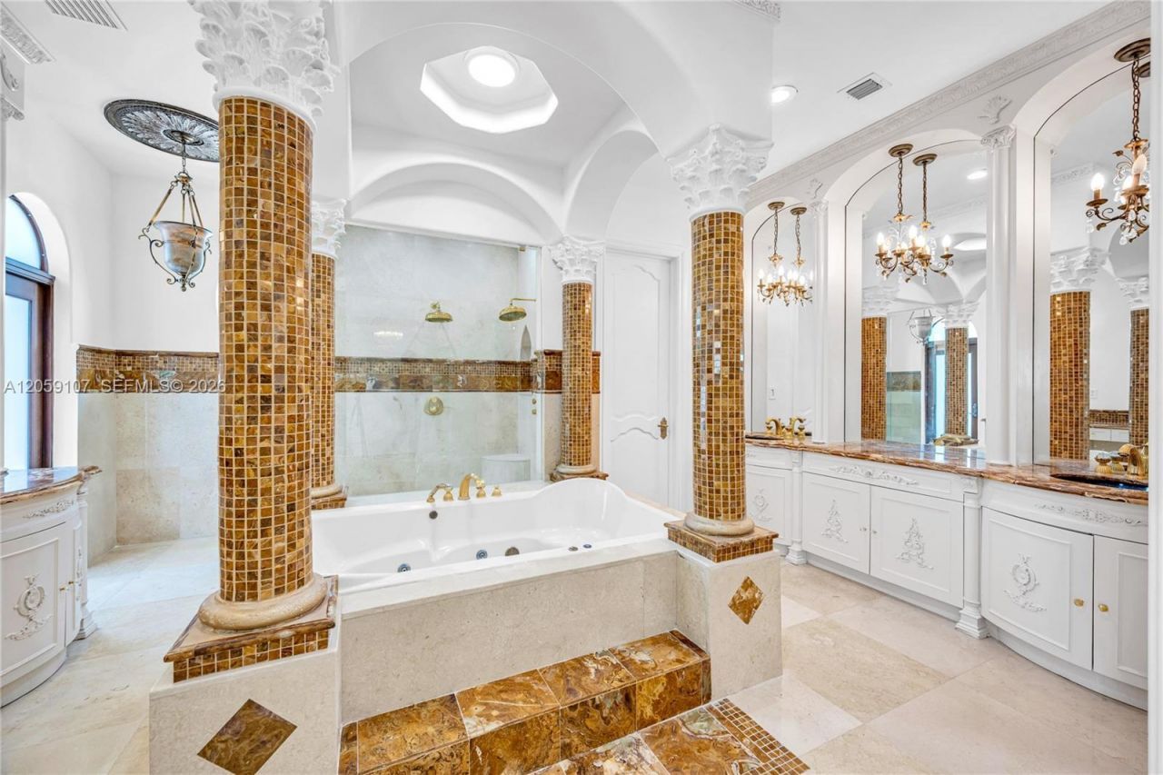270 Atlantic Ave , Sunny Isles Beach, FL 33160 Photo