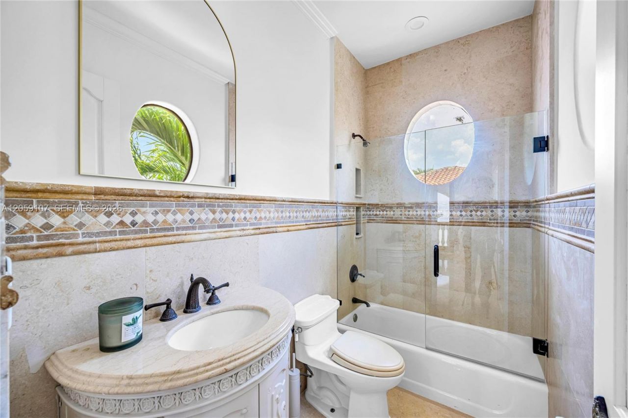 270 Atlantic Ave , Sunny Isles Beach, FL 33160 Photo