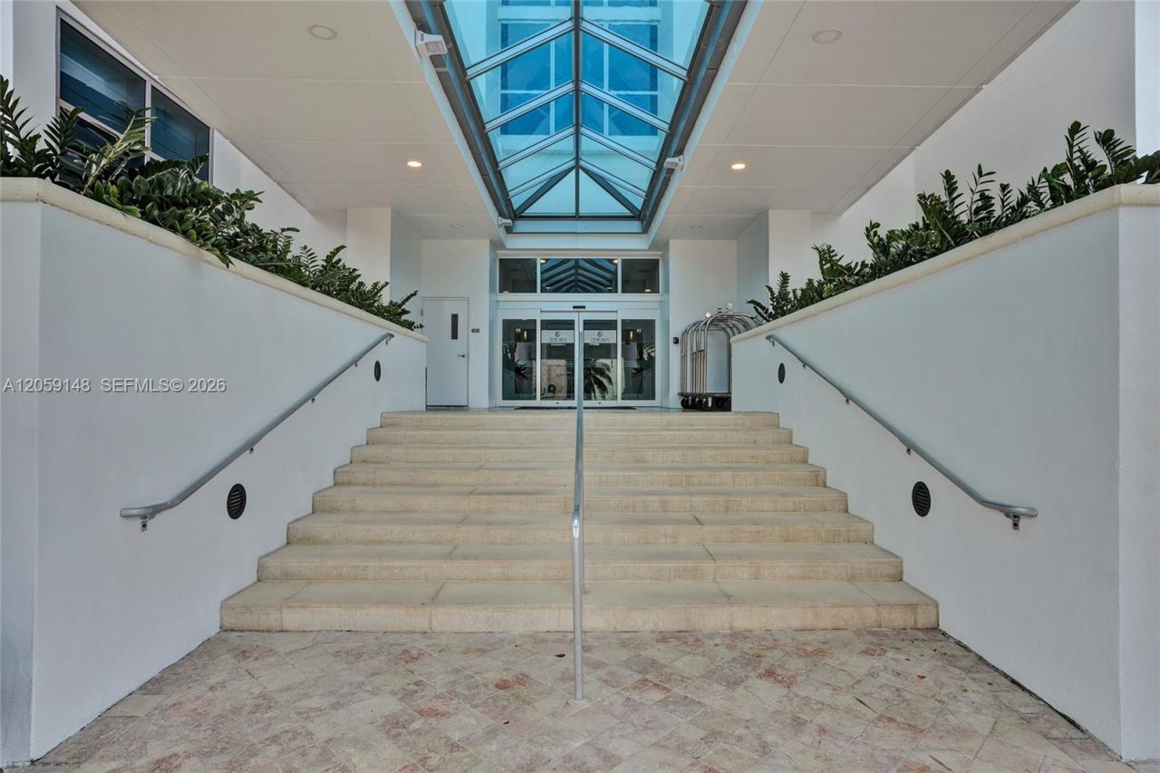 3101 S Ocean Dr , Unit 3607, Hollywood, FL 33019 Photo