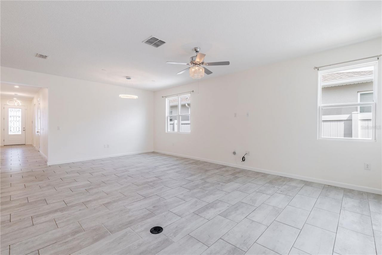 5229 Meadow Song Drive, Okahumpka, FL 34762 Photo