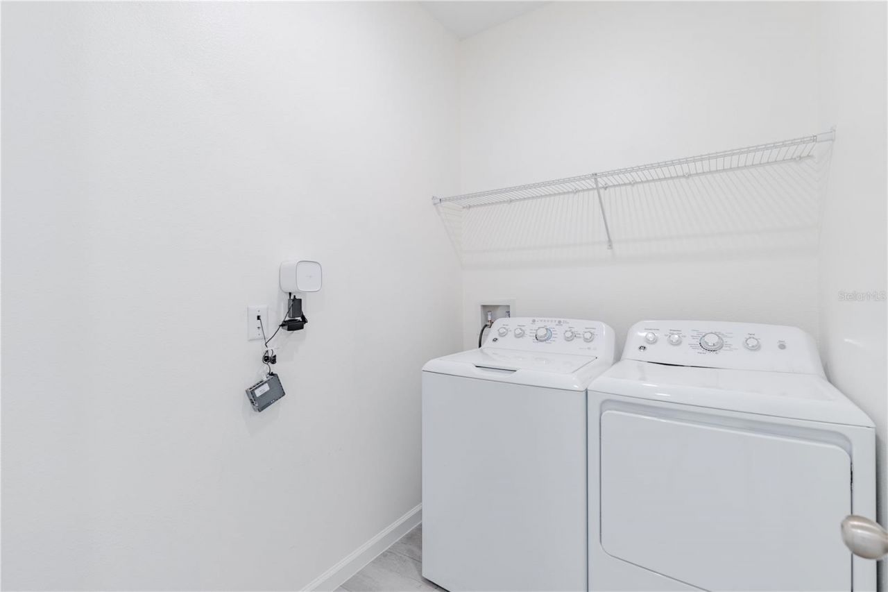 5229 Meadow Song Drive, Okahumpka, FL 34762 Photo