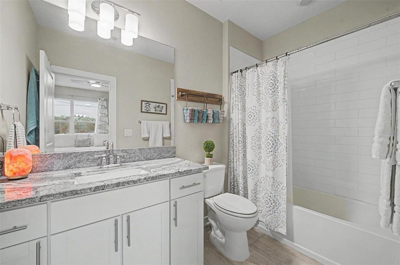 6023 Interbay Boulevard, Unit 1, Tampa, FL 33611 Photo