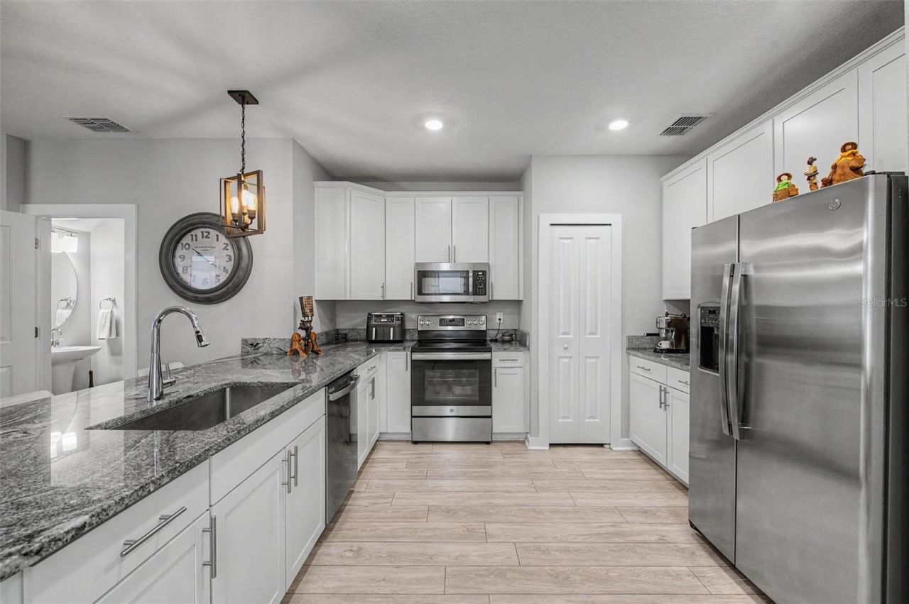 6023 Interbay Boulevard, Unit 1, Tampa, FL 33611 Photo