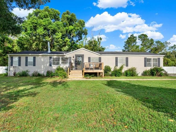 13611 MCINTOSH DRIVE , DADE CITY, FL 33525