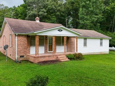 1940 country club Road, Chase City, VA 23924