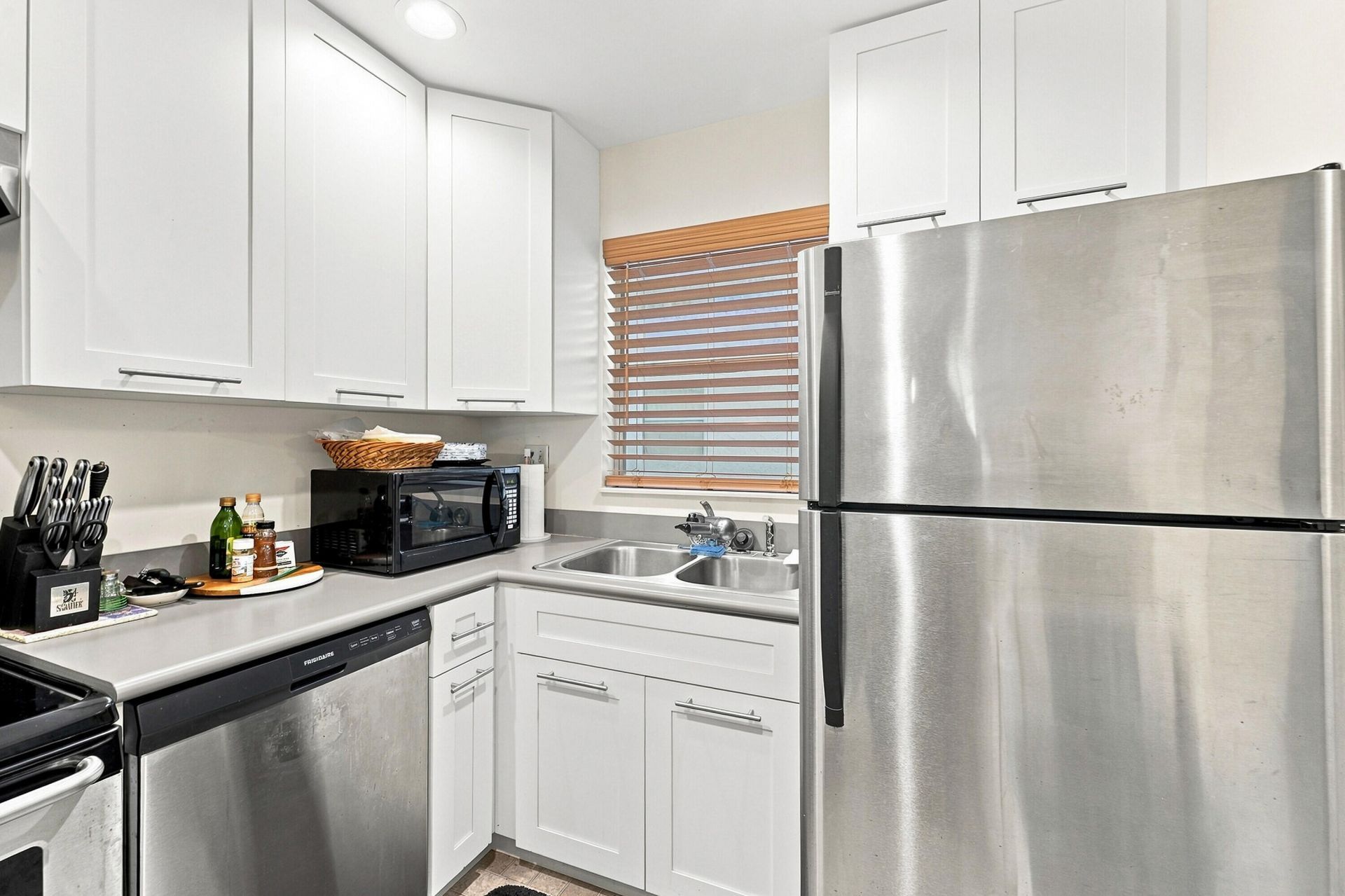 3000 E Sunrise Lakes Drive E, Unit 223, Sunrise, FL 33322 Photo