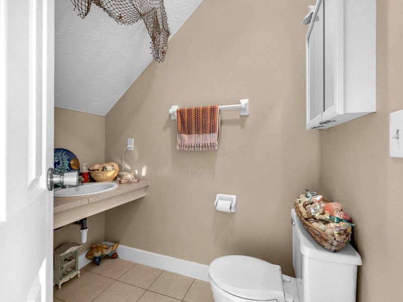 1697 Park Row Drive, Unit Q, Columbus, OH 43235 Photo 10