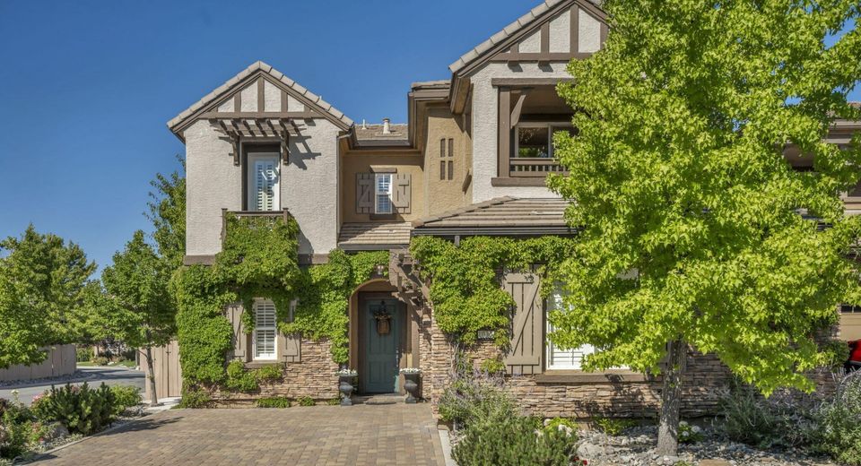 10795 Serratina Drive, Reno, NV 89521 Photo