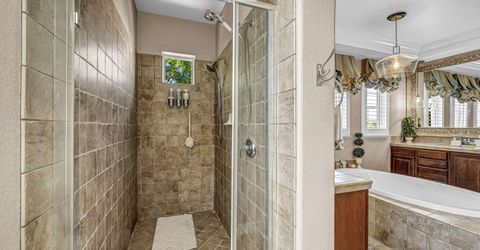 10795 Serratina Drive, Reno, NV 89521 Photo