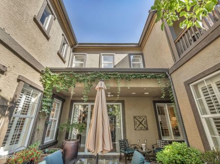 10795 Serratina Drive, Reno, NV 89521 Photo