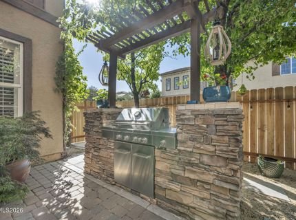 10795 Serratina Drive, Reno, NV 89521 Photo