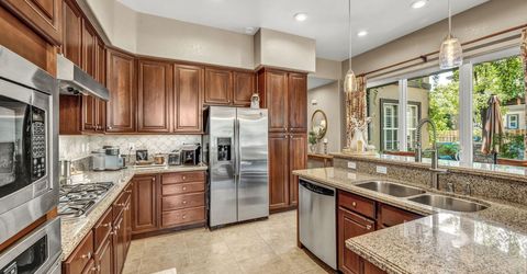 10795 Serratina Drive, Reno, NV 89521 Photo