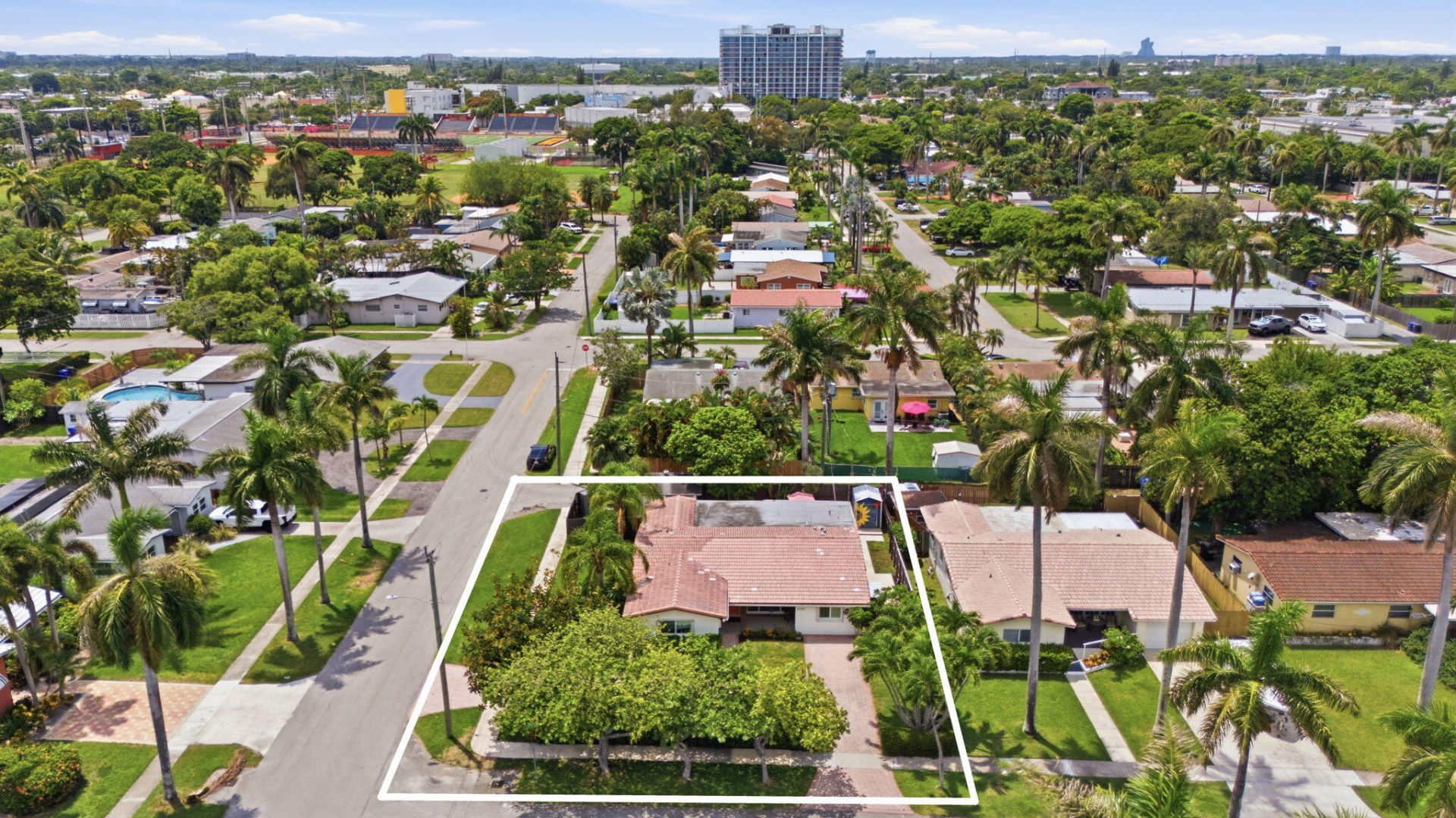 2100 N 14th Terrace, Hollywood, FL 33020 Photo