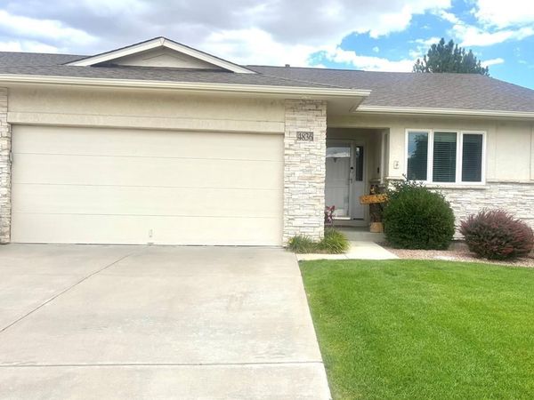 4836 Seasons View, Pueblo, CO 81008