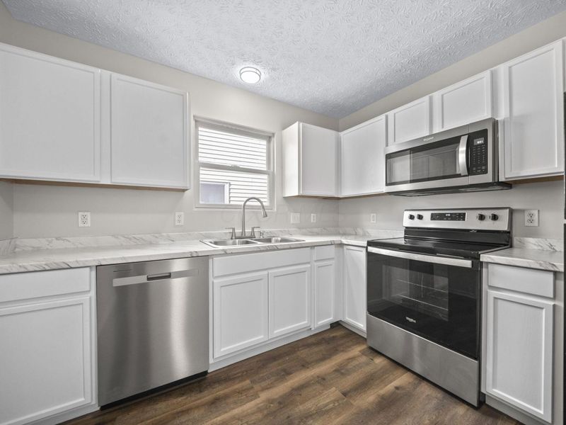 665 Perilous Place, Unit 6, Galloway, OH 43119 Photo 14