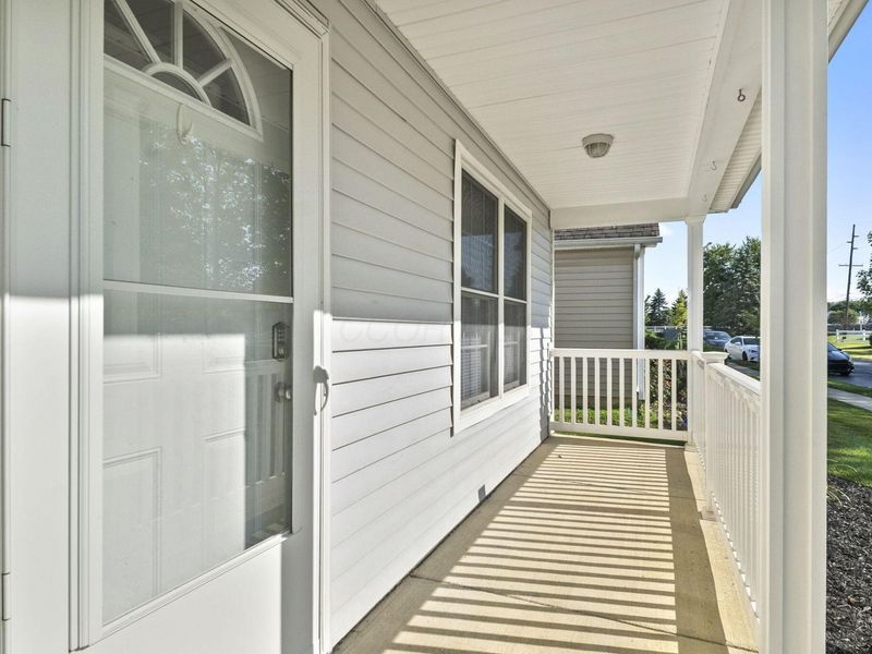 665 Perilous Place, Unit 6, Galloway, OH 43119 Photo 4
