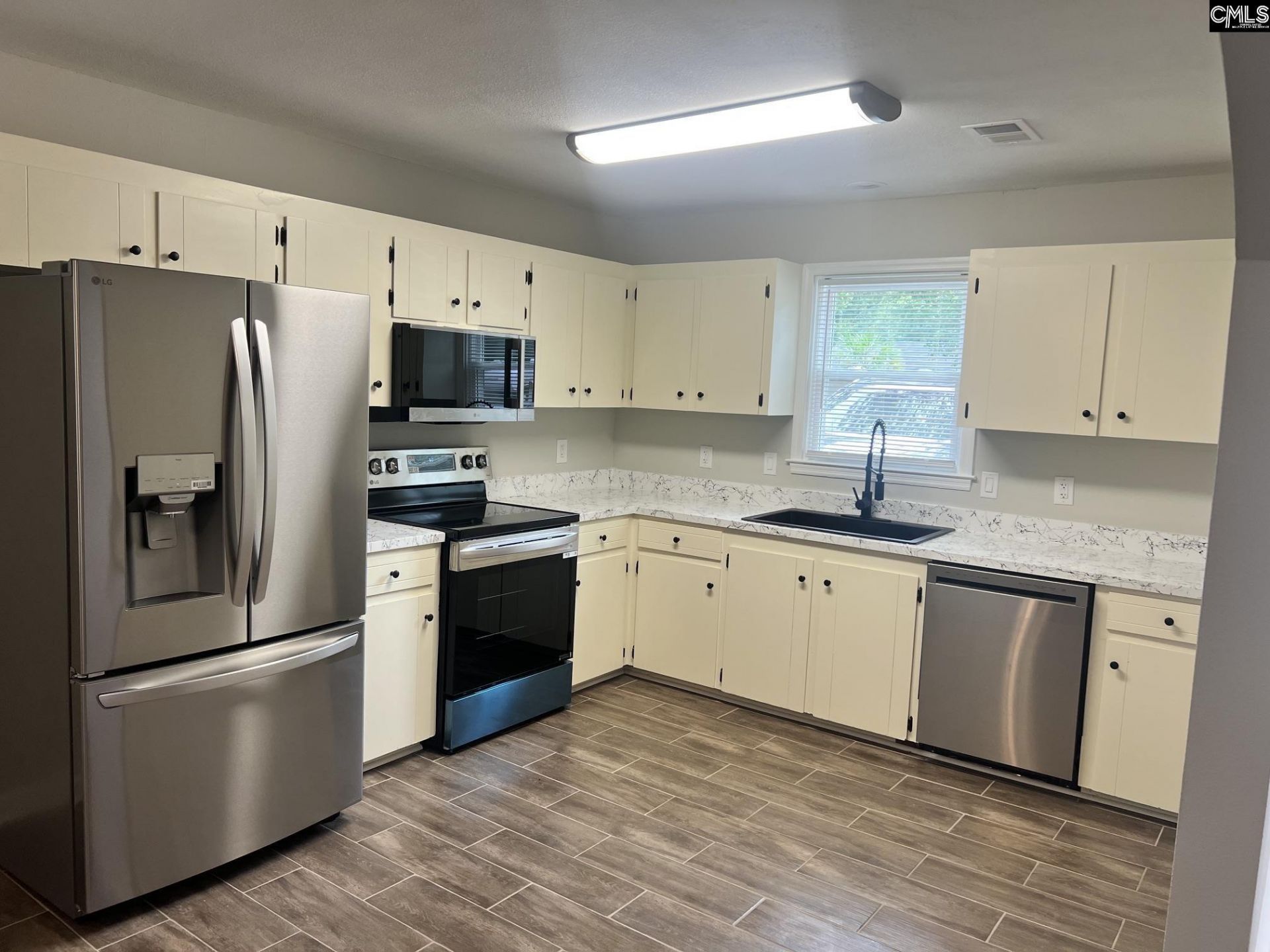 2717 Diane Drive Photo 4