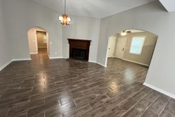 2717 Diane Drive photo 4
