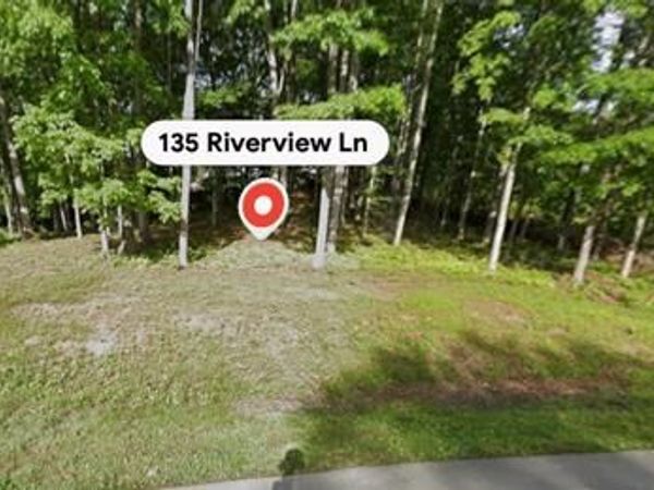 135 Riverview Ln, BECKLEY, WV 25801