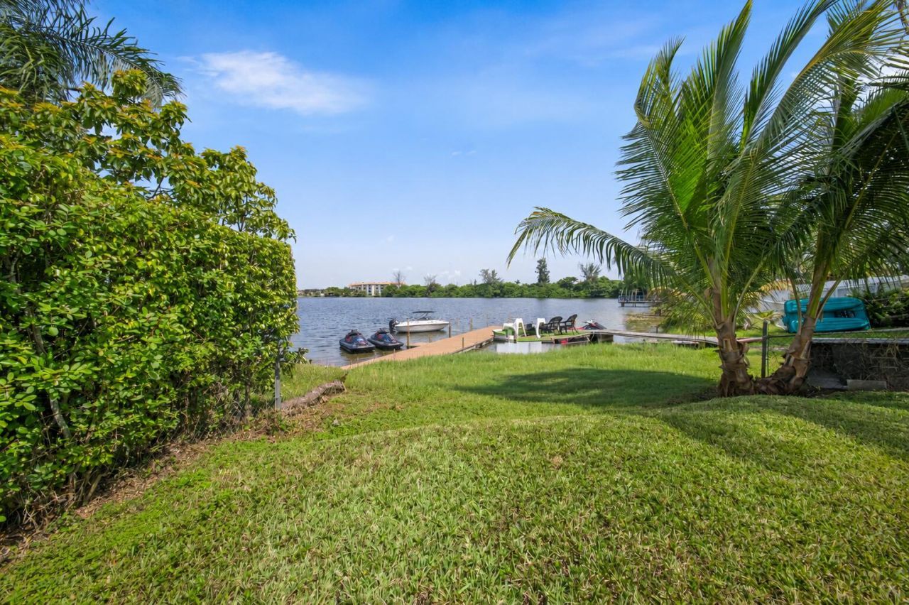 1110 SW 97th Avenue, Miami, FL 33174 Photo