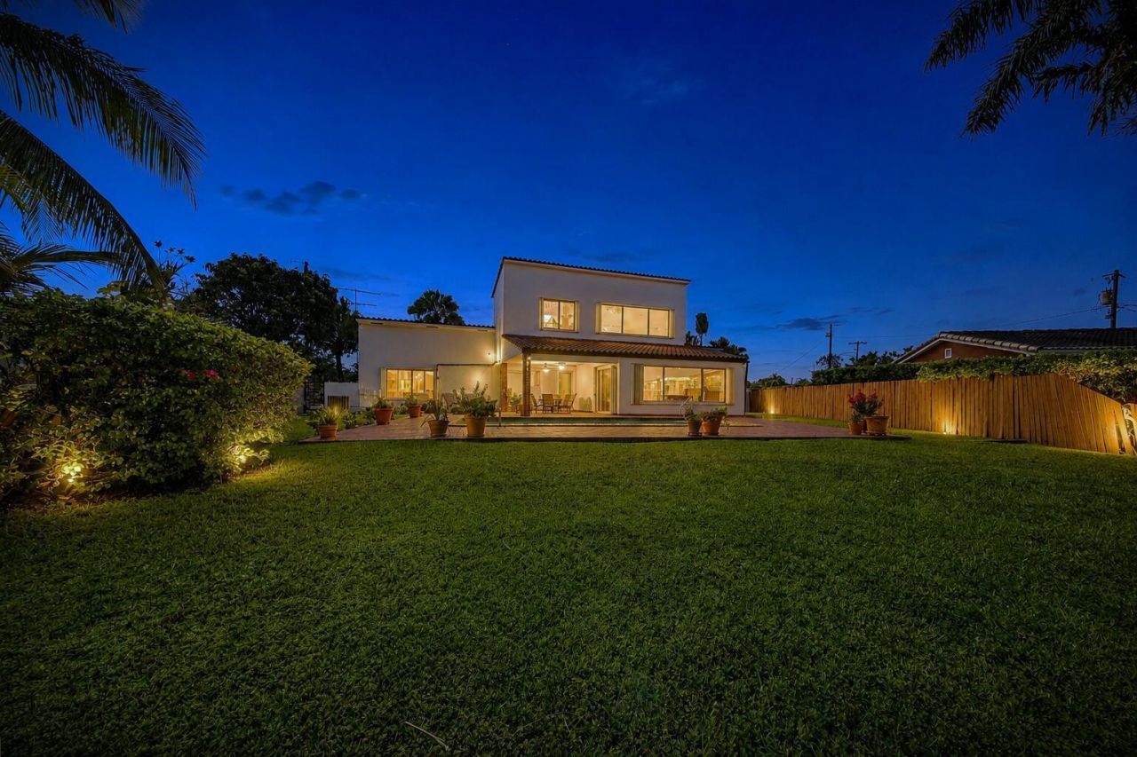 1110 SW 97th Avenue, Miami, FL 33174 Photo
