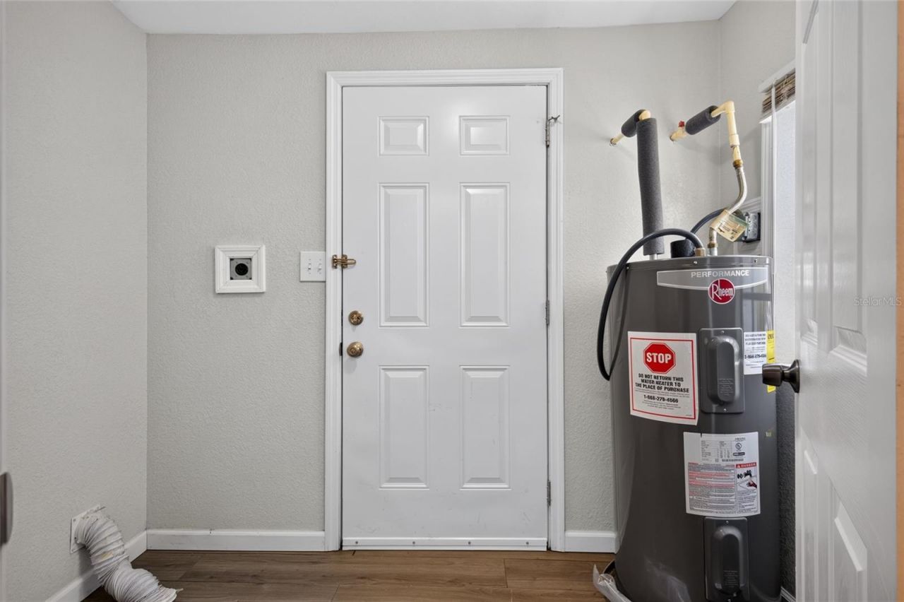 411 12th Avenue E, Bradenton, FL 34208 Photo