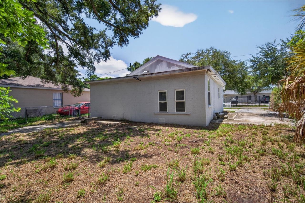 411 12th Avenue E, Bradenton, FL 34208 Photo