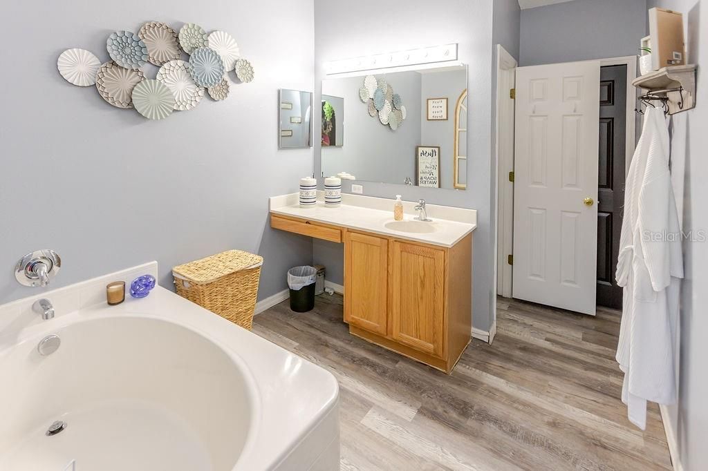 11083 Maybird Avenue, Weeki Wachee, FL 34613 Photo