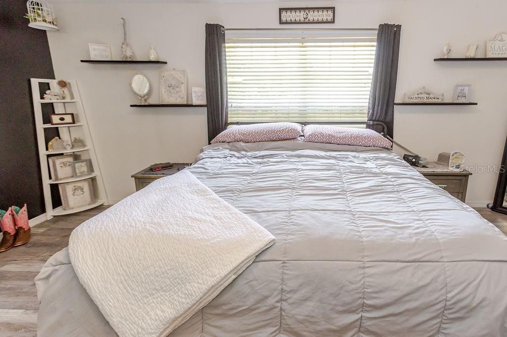 11083 Maybird Avenue, Weeki Wachee, FL 34613 Photo