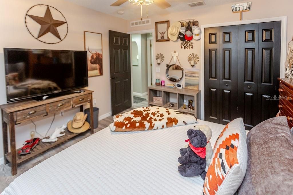 11083 Maybird Avenue, Weeki Wachee, FL 34613 Photo