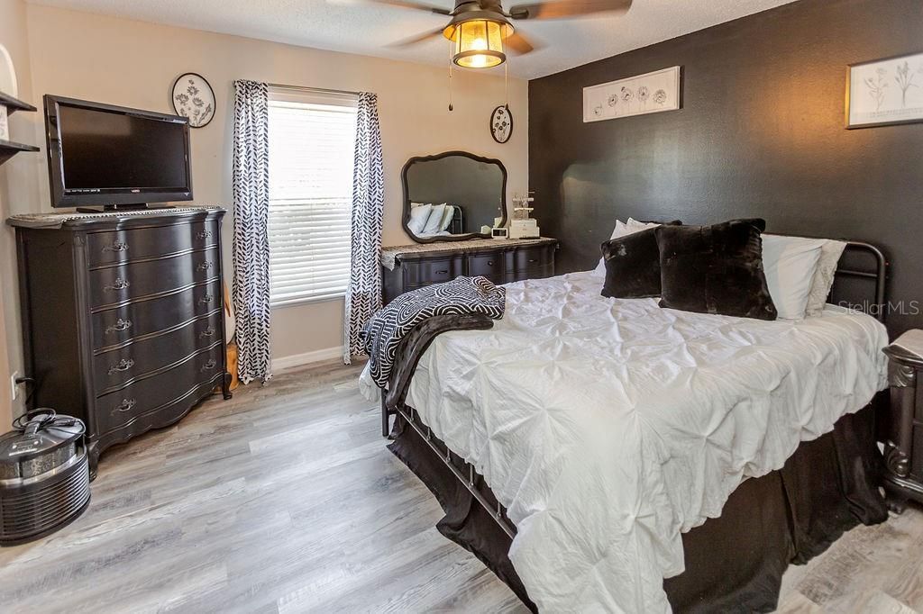 11083 Maybird Avenue, Weeki Wachee, FL 34613 Photo