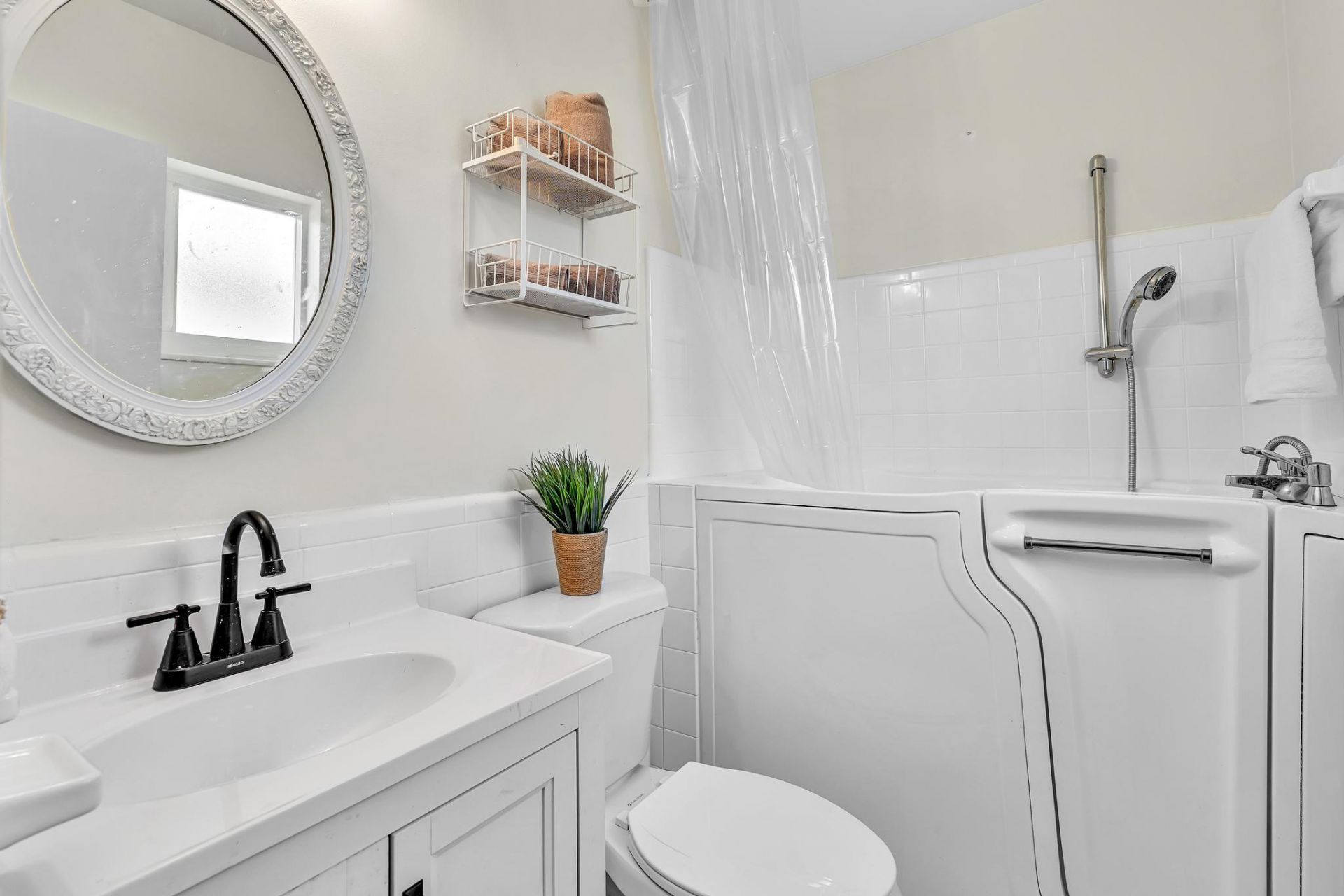 7500 NW 73rd Avenue, Tamarac, FL 33321 Photo