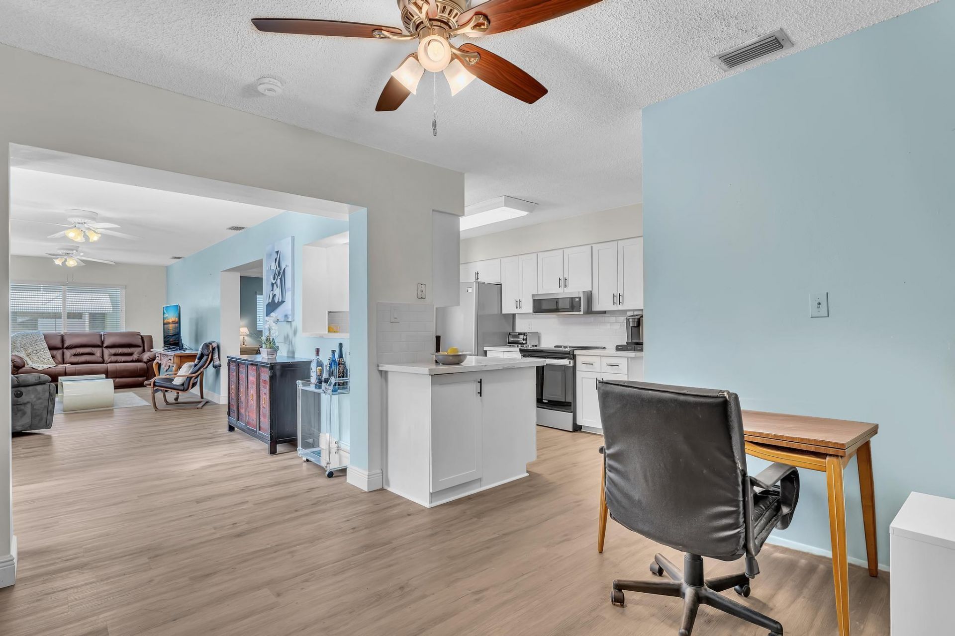 7500 NW 73rd Avenue, Tamarac, FL 33321 Photo